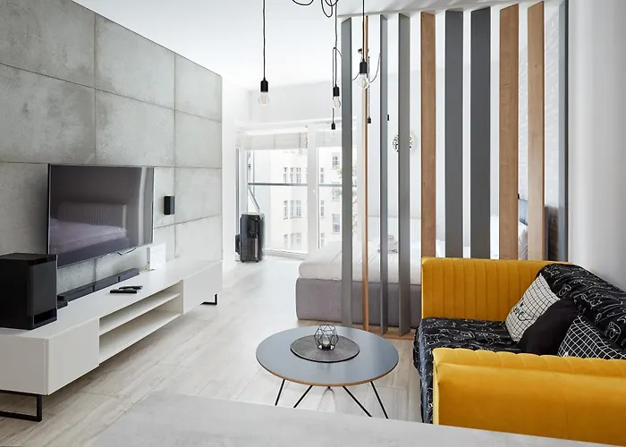 Old Town Chic By Bookinghost Apartment