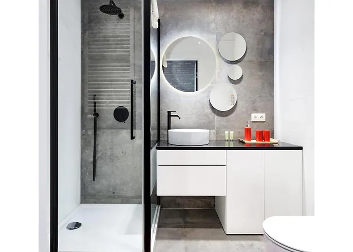 Apartment Old Town Chic By Bookinghost