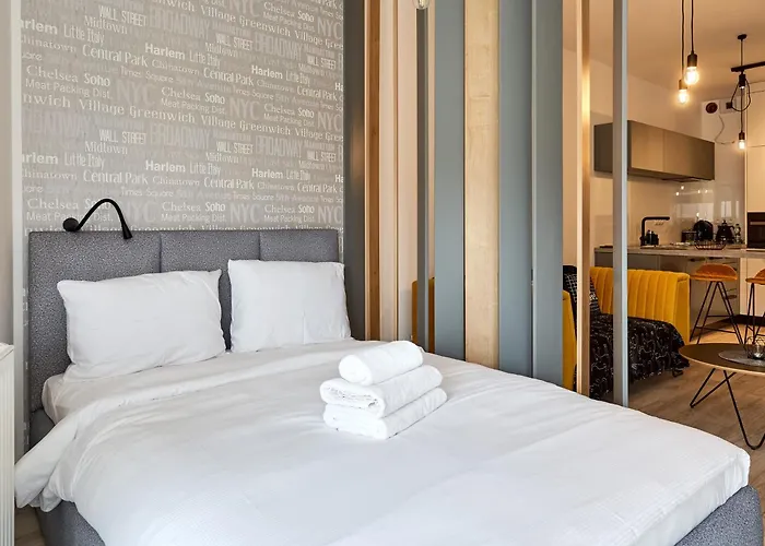 Apartment Old Town Chic By Bookinghost *